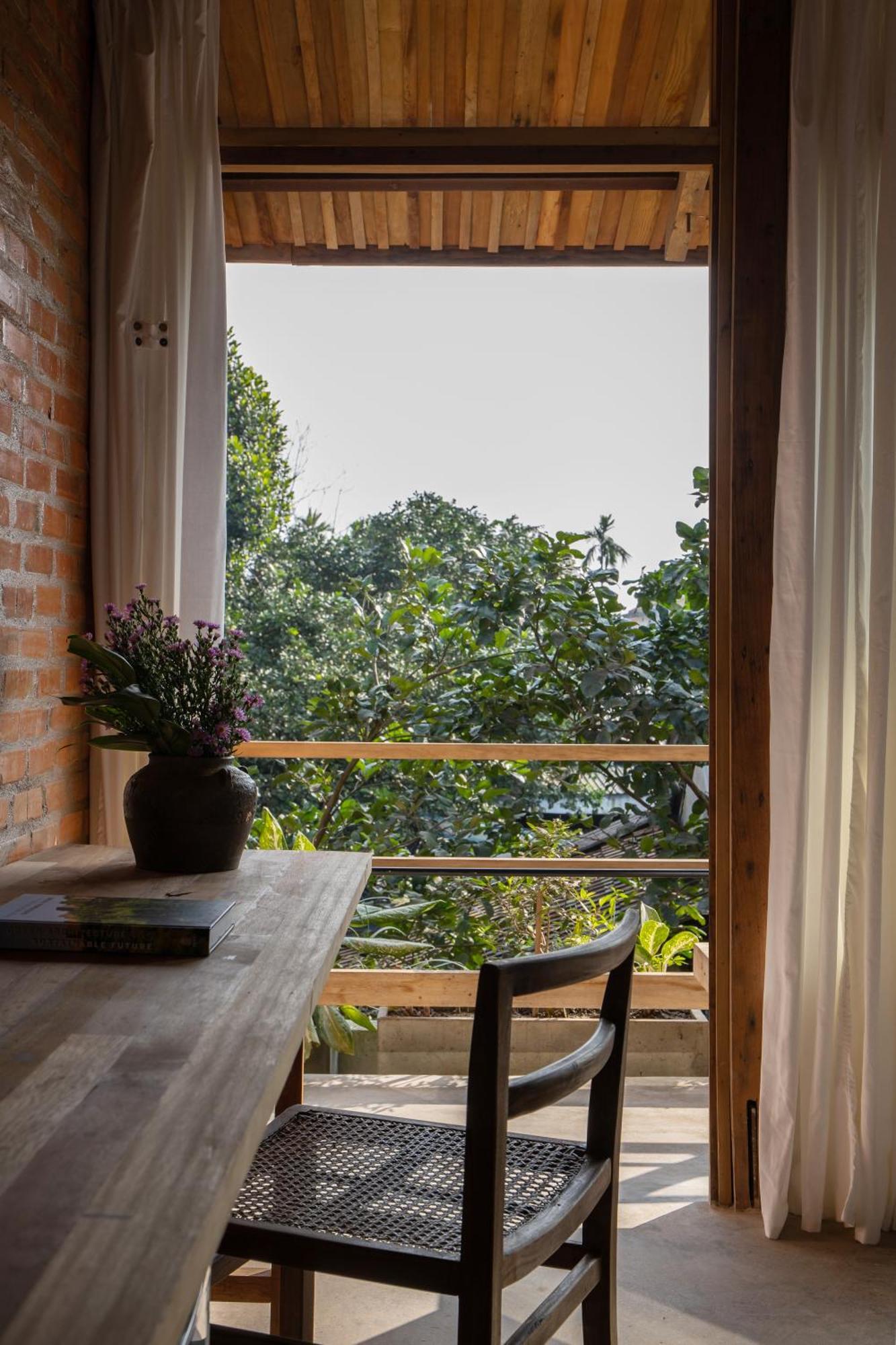 Hachi Homestay & Spa Hue Exterior photo