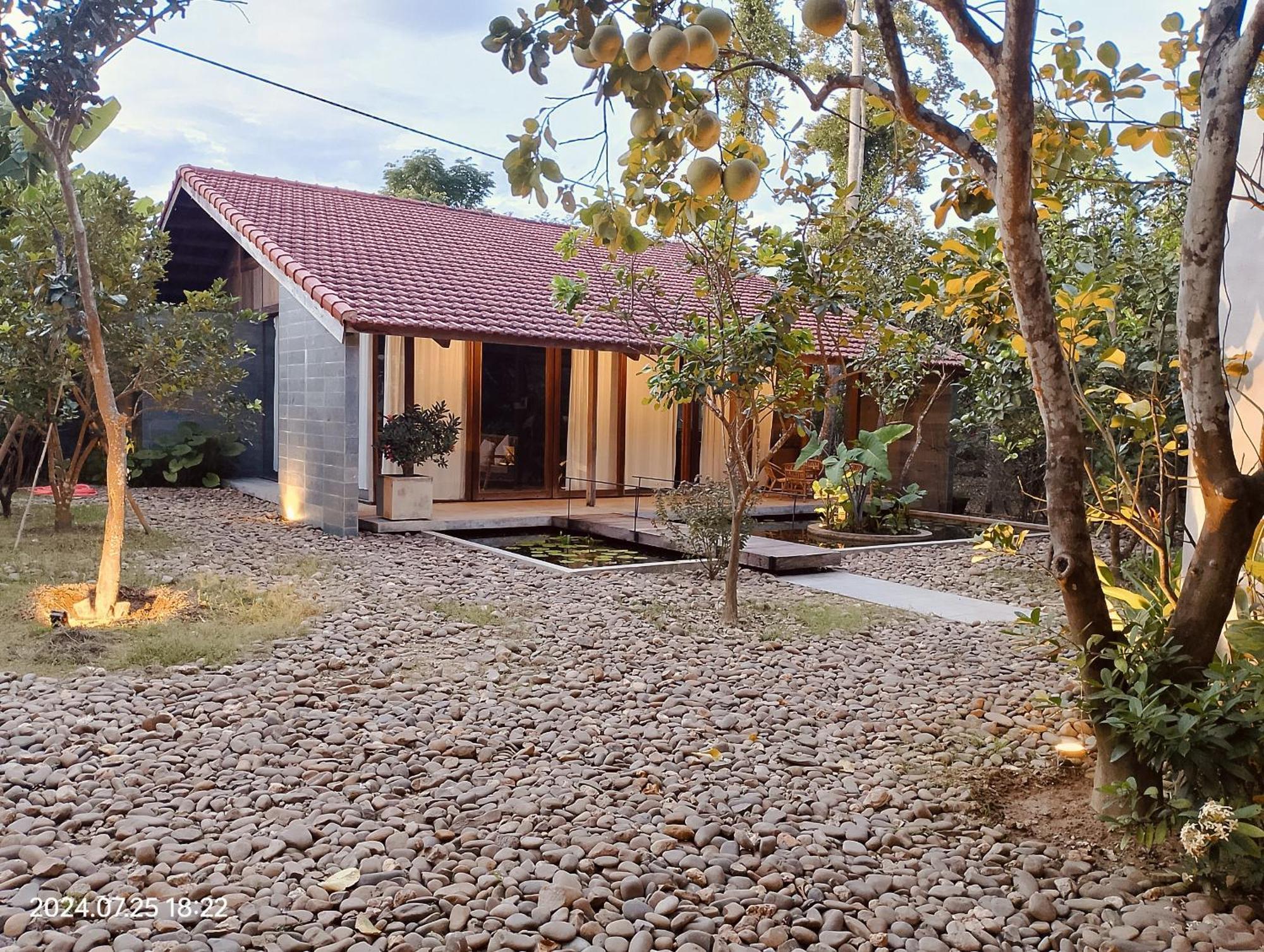 Hachi Homestay & Spa Hue Exterior photo
